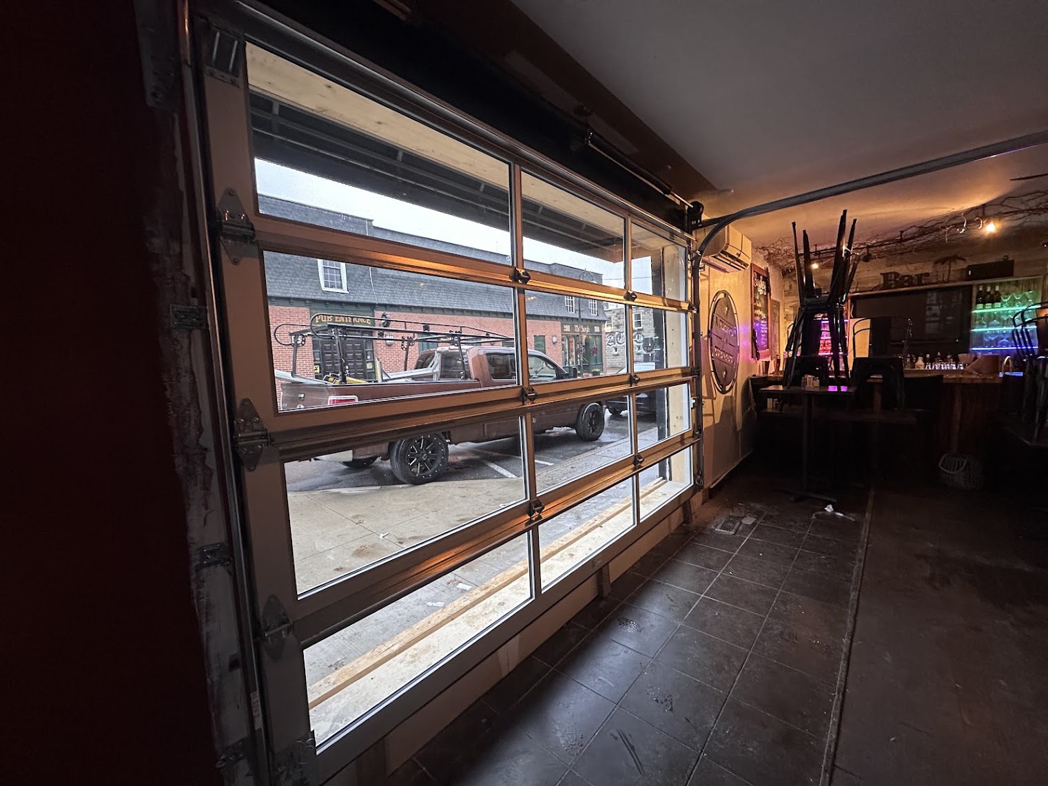 Garage door installation in Thorold Ontario